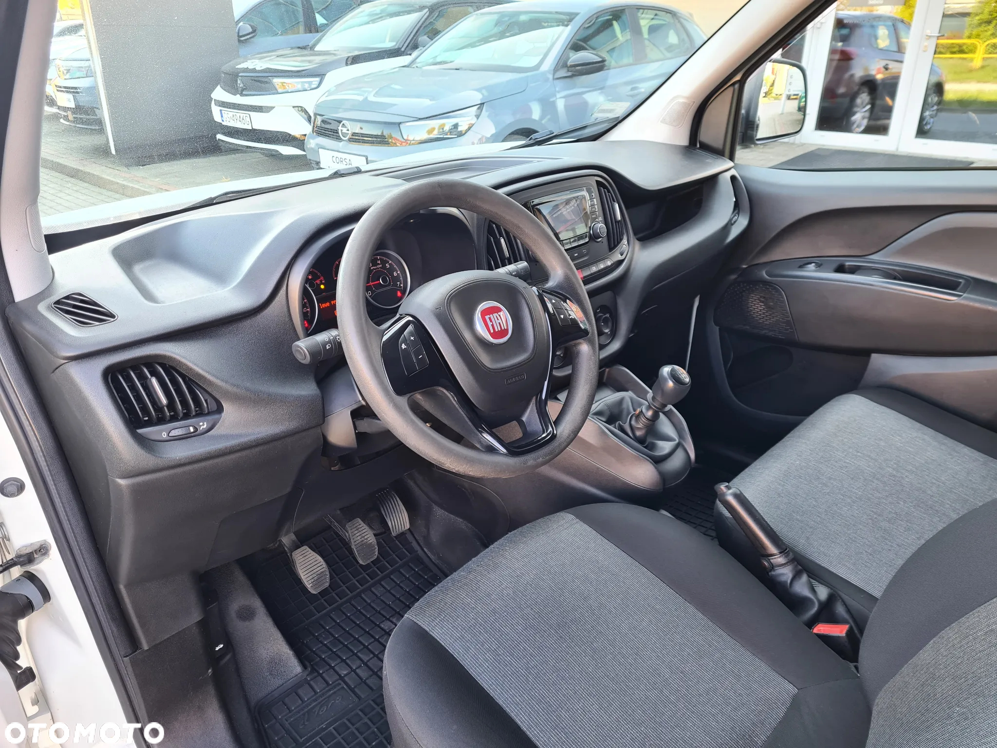 Fiat DOBLO - 10