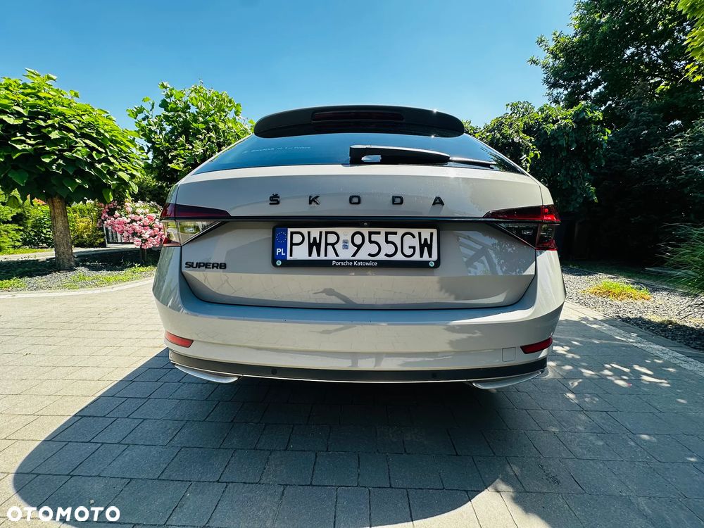 Skoda Superb 2.0 TSI Sportline DSG - 5