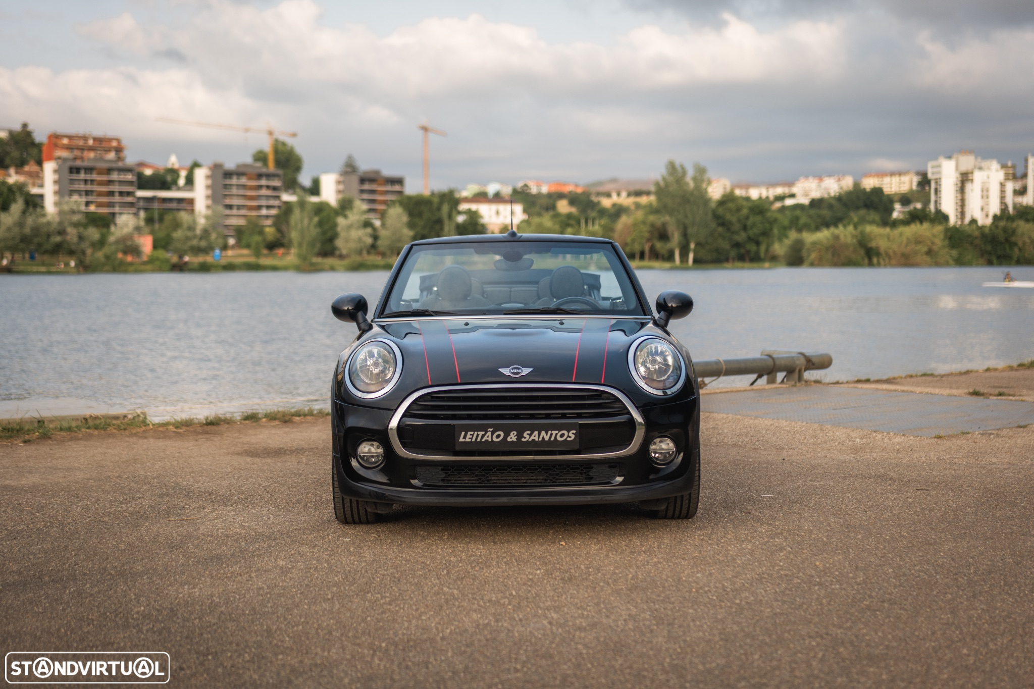 MINI Cabrio Cooper Sidewalk Edition - 12