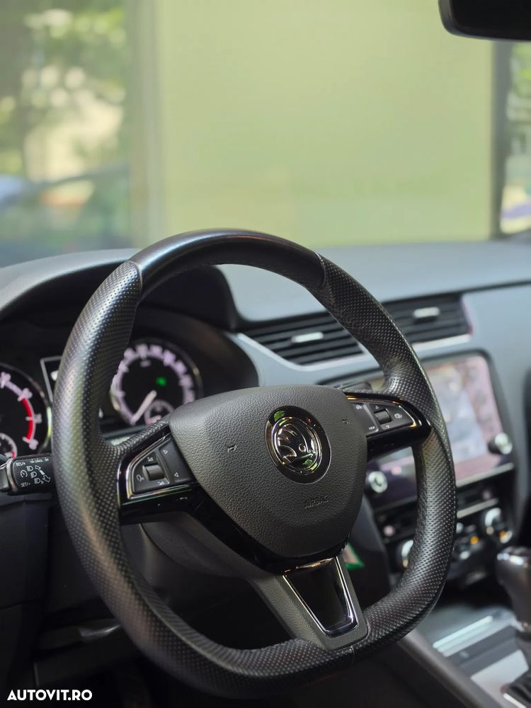 Skoda Octavia 1.5 TSI DSG Style - 8