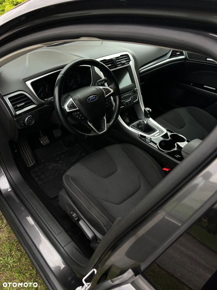 Ford Mondeo 2.0 EcoBlue Titanium - 13