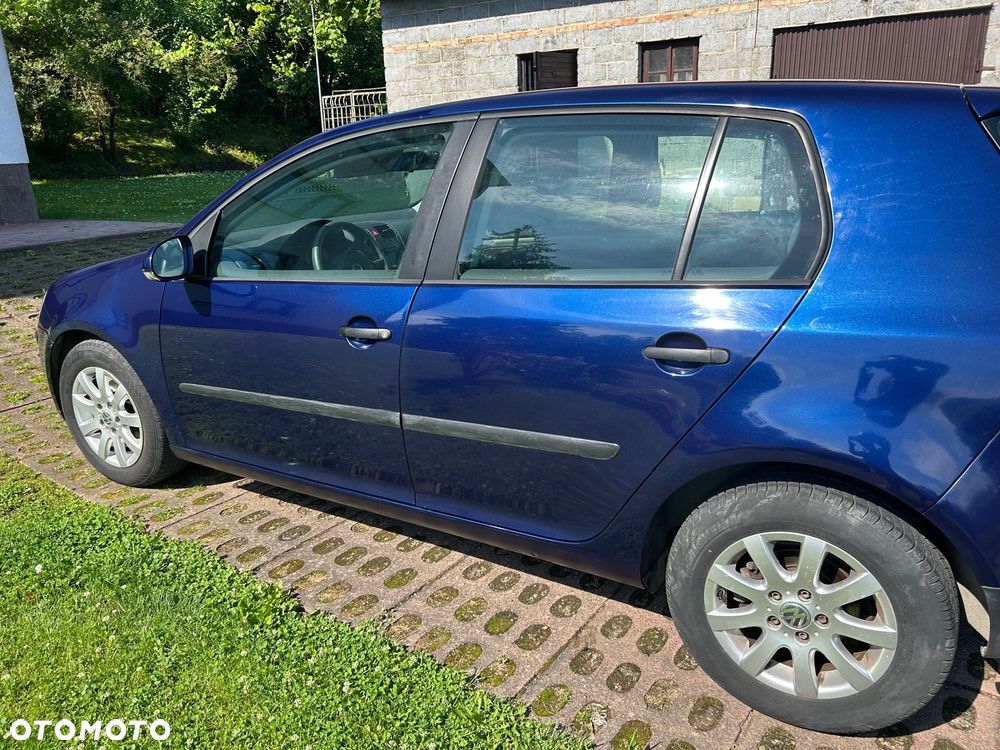 Volkswagen Golf 1.9 TDI DPF Comfortline - 3