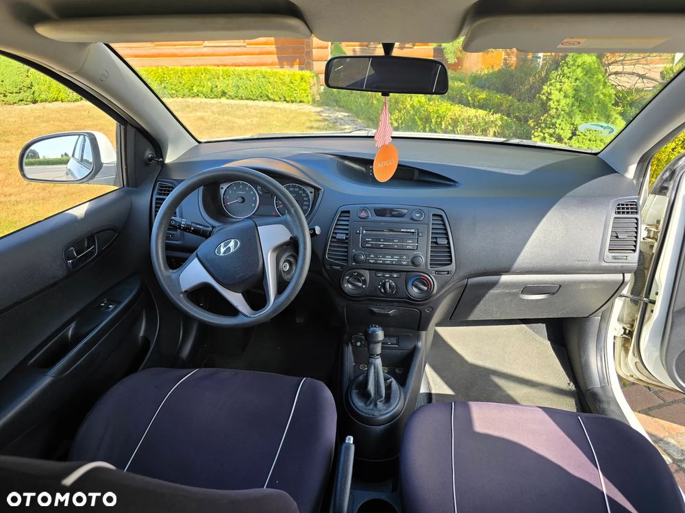Hyundai i20 1.2 Classic - 28