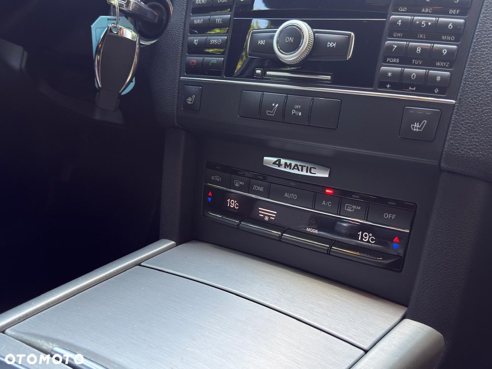 Mercedes-Benz Klasa E 350 CDI DPF 4Matic BlueEFFICIENCY 7G-TRONIC Avantgarde - 19