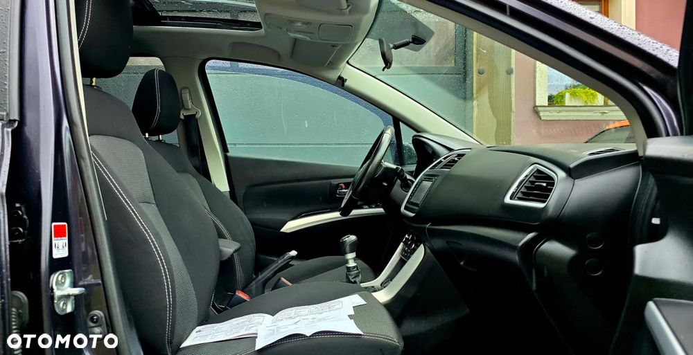 Suzuki SX4 S-Cross 1.6 DDiS Premium - 13