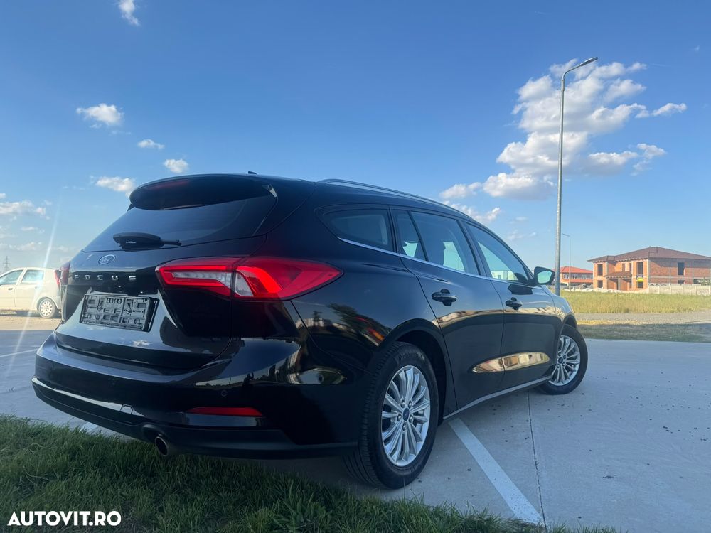 Ford Focus 1.5 EcoBlue Start-Stopp-System Aut. TITANIUM - 31
