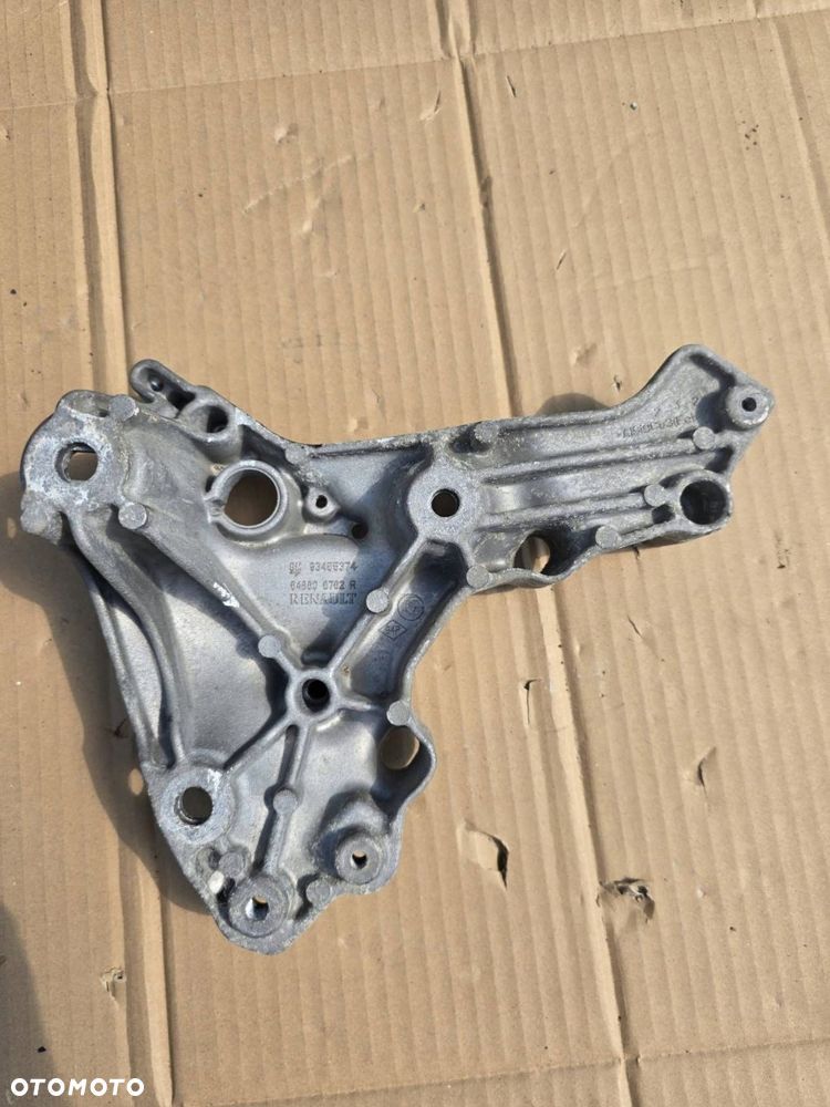 mocowanie silnika łapa 93455374 renault trafic vivaro - 2