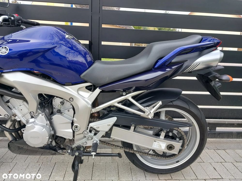 Yamaha FZ6 - 5