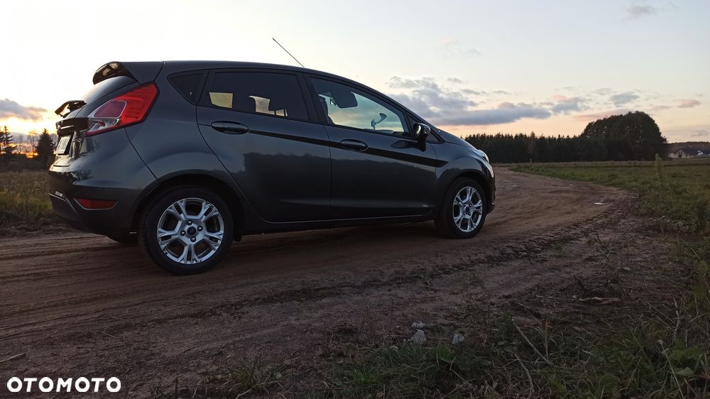 Ford Fiesta 1.0 EcoBoost S&S TREND - 3