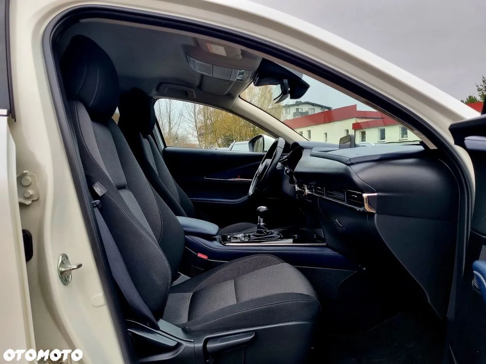 Mazda CX-30 SKYACTIV-X 2.0 M-Hybrid - 11