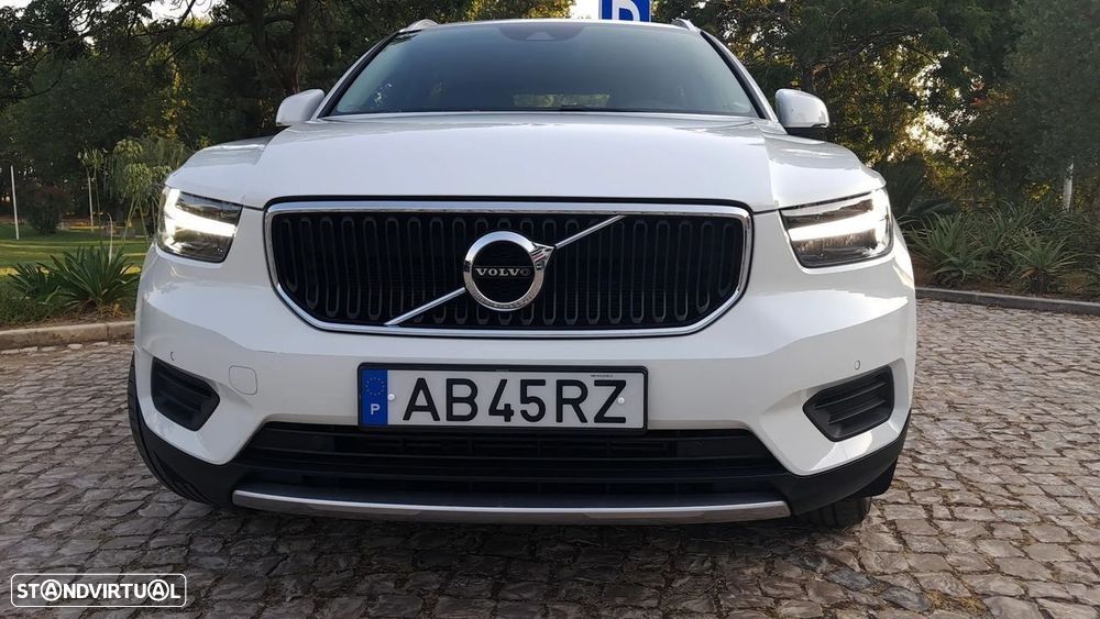 Volvo XC 40 2.0 D3 Momentum Plus - 11