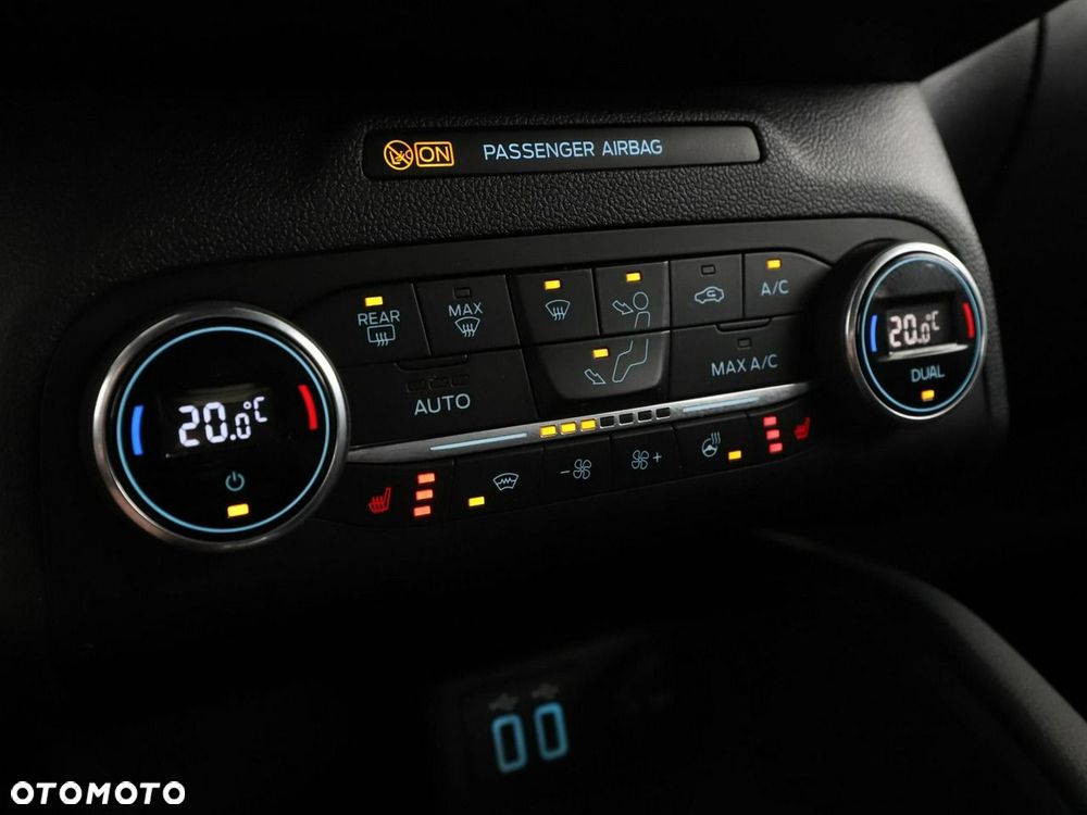 Ford Kuga 2.5 Duratec FHEV ST-LINE X - 30