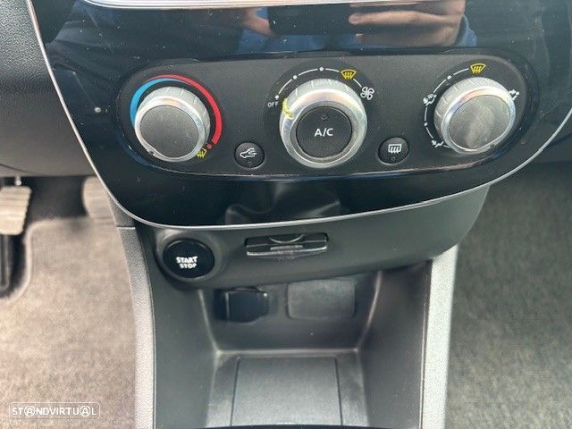 Renault Clio 0.9 TCe Limited - 9