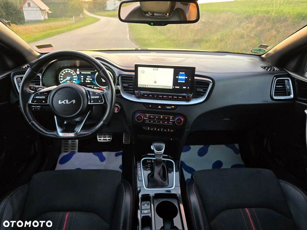 Kia ProCeed 1.6 T-GDI DCT7 OPF GT - 15
