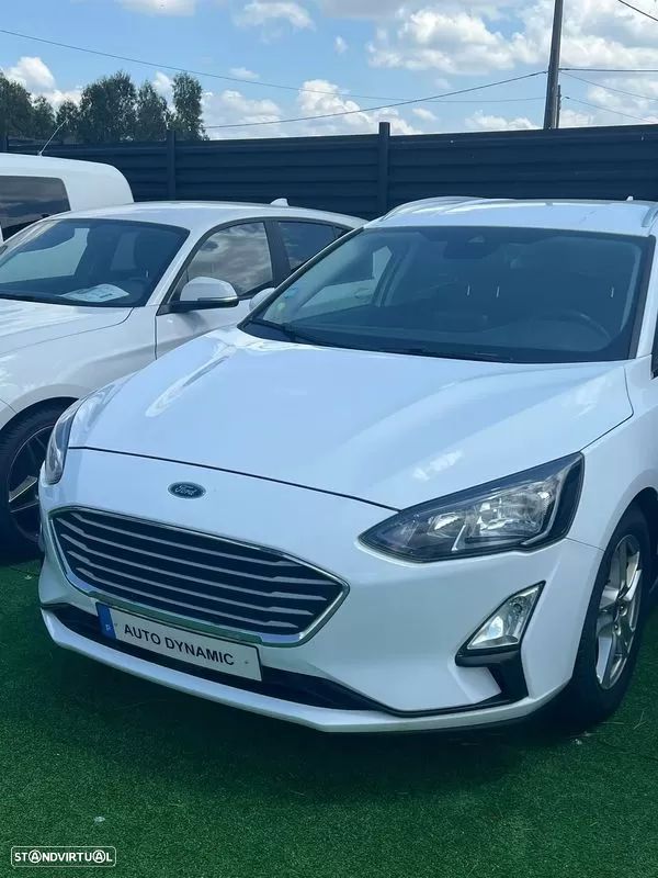 Ford Focus SW 1.5 TDCi EcoBlue Active - 3