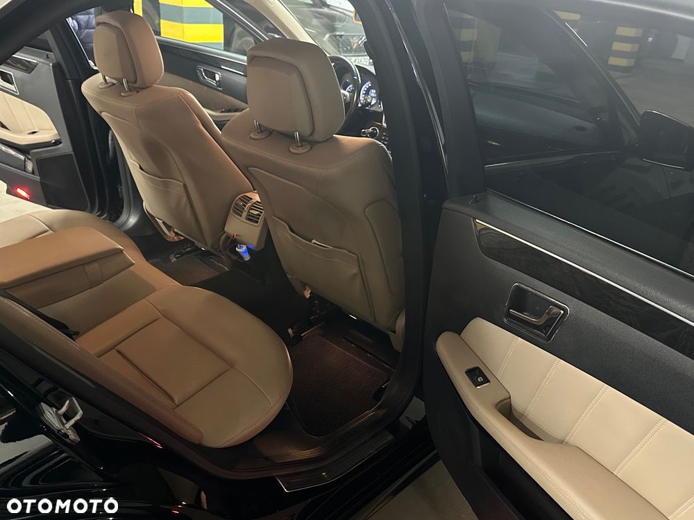 Mercedes-Benz Klasa E 300 BlueTEC 7G-TRONIC Avantgarde - 16