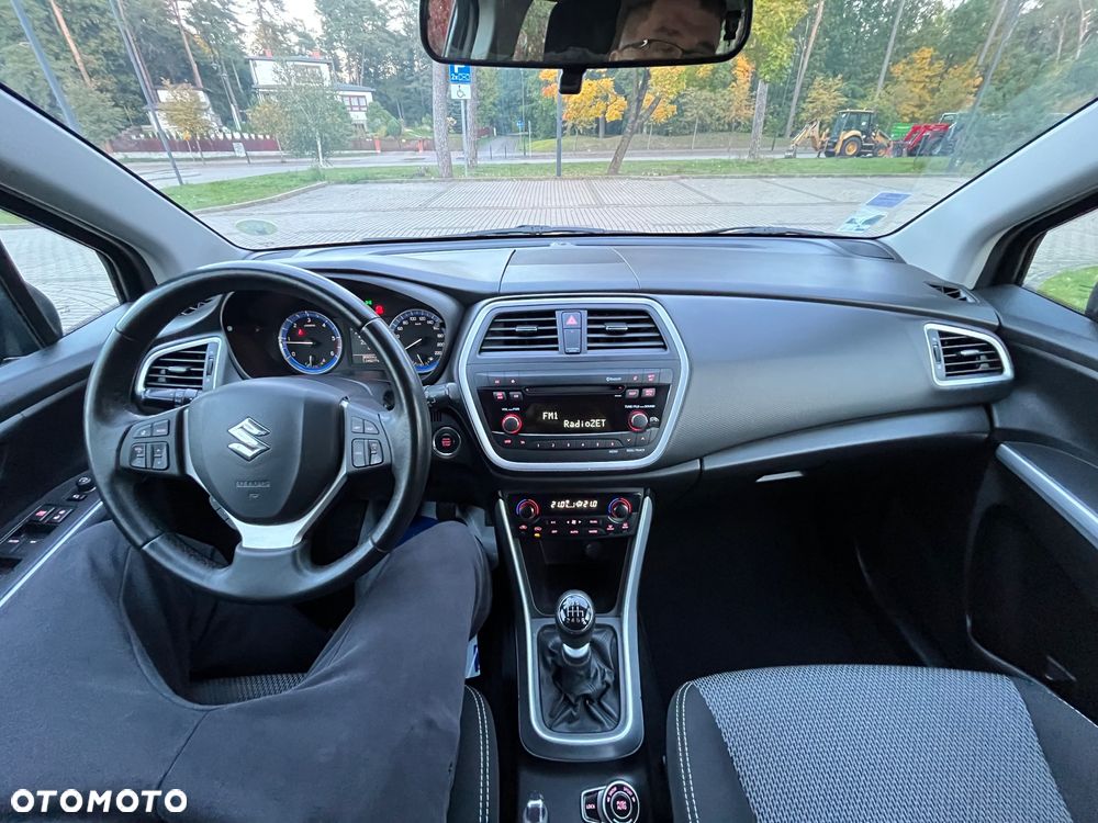 Suzuki SX4 S-Cross 1.6 DDiS 4x4 Comfort+ - 29