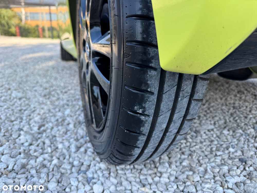 Toyota Aygo x mit x-business Paket - 19