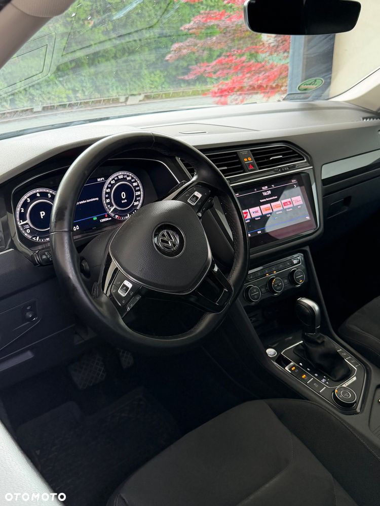 Volkswagen Tiguan Allspace 2.0 TSI 4Mot Highline DSG - 12