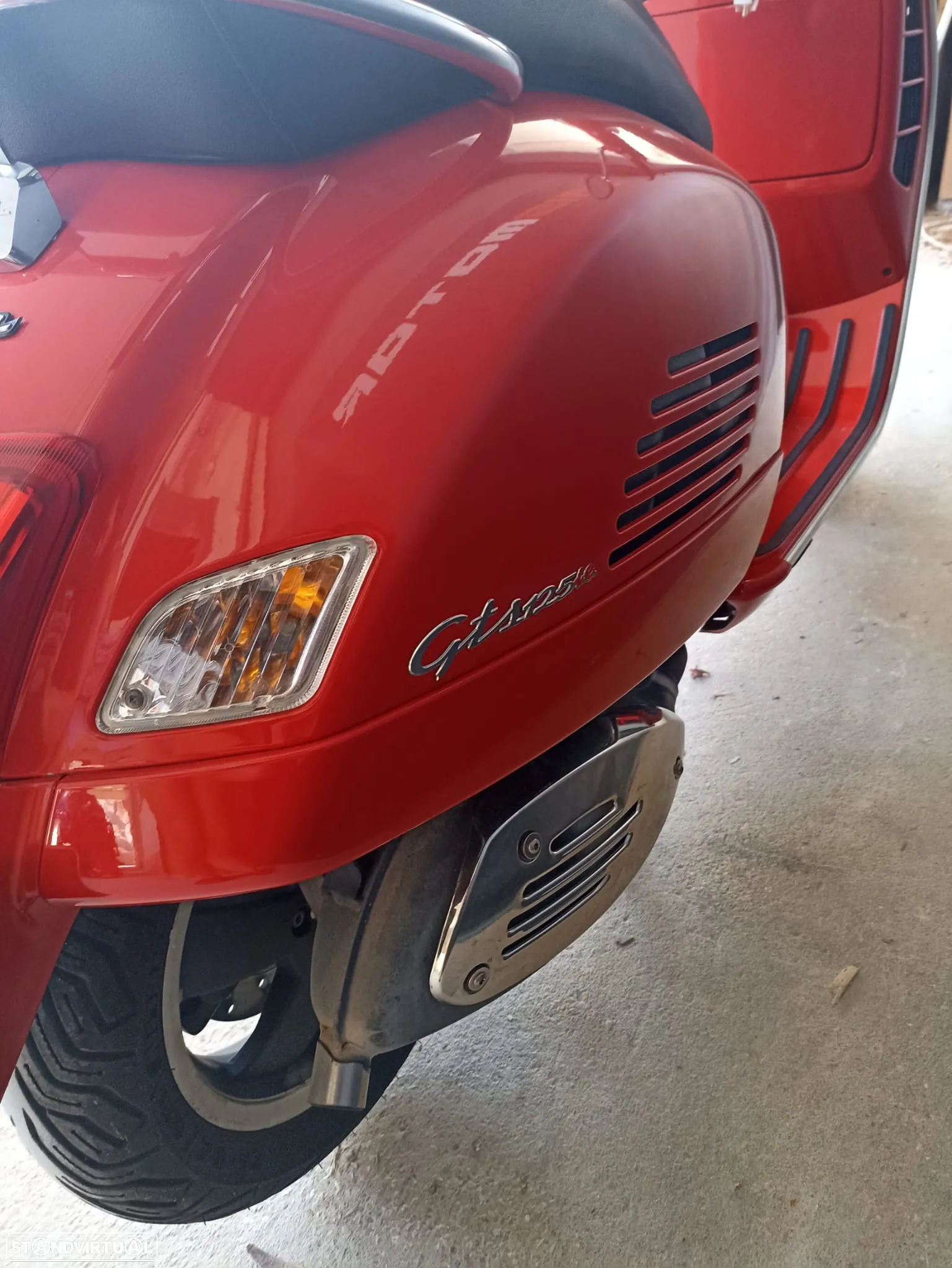 Vespa GTS Super 125 - 6