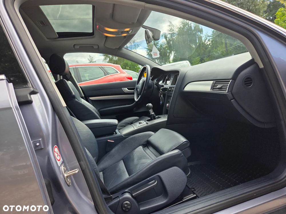 Audi A6 Limousine 2.4 - 18