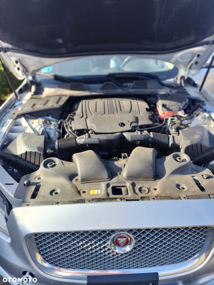 Jaguar XJ 3.0 V6 Kompressor AWD Portfolio - 9