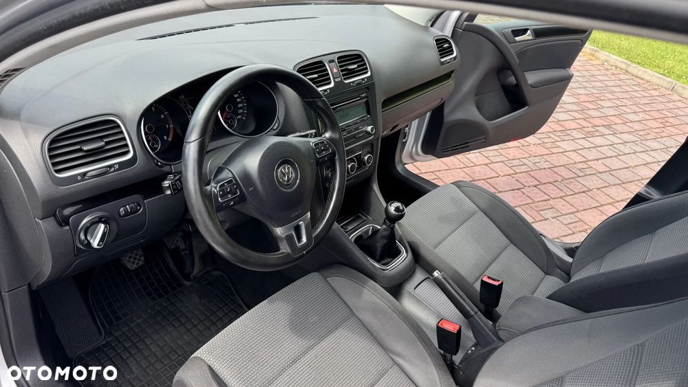 Volkswagen Golf 1.6 Edition - 29