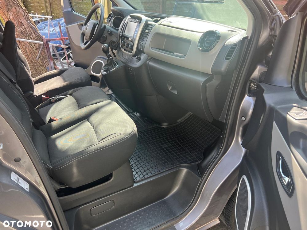 Renault Trafic - 11