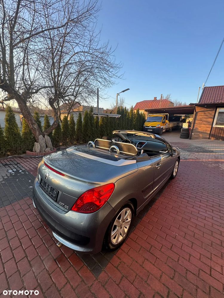 Peugeot 207 CC - 4