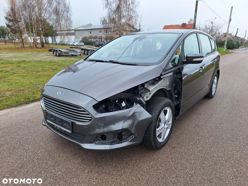 Ford S-Max - 8