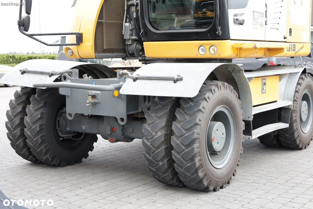 Liebherr A918 Compact Litronic - 24