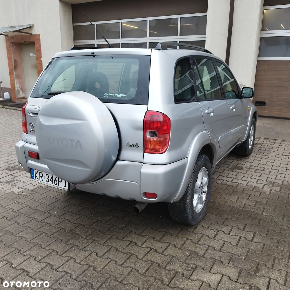 Toyota RAV4 - 4