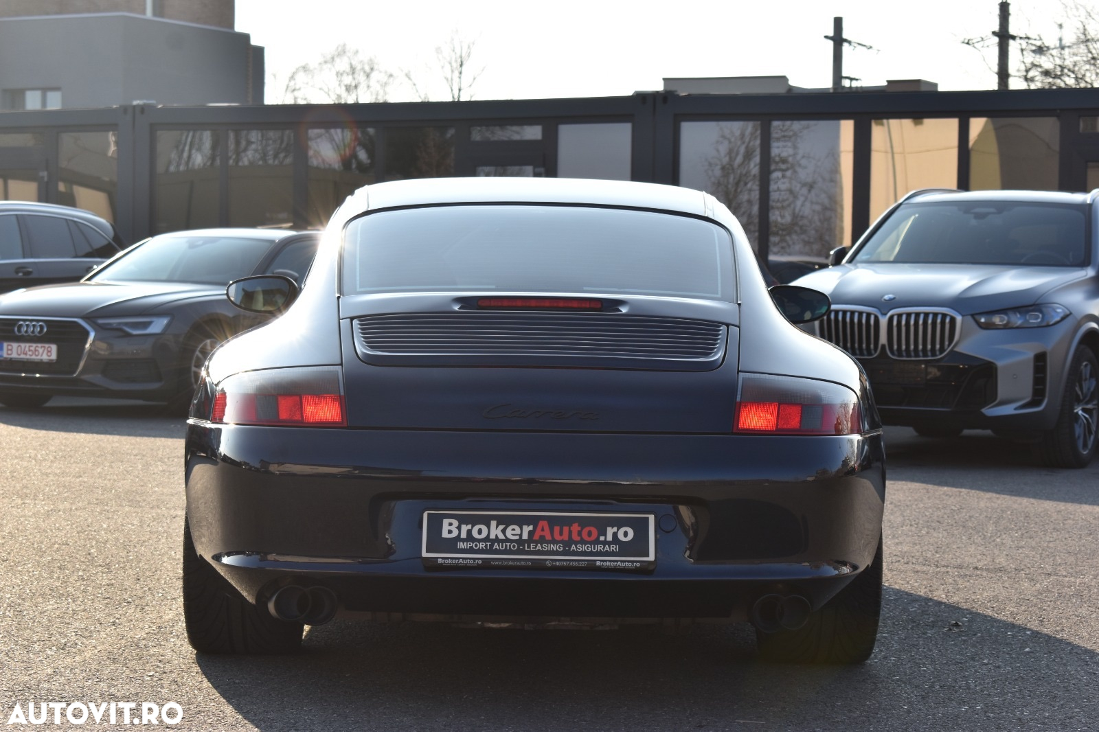 Porsche 911 - 8
