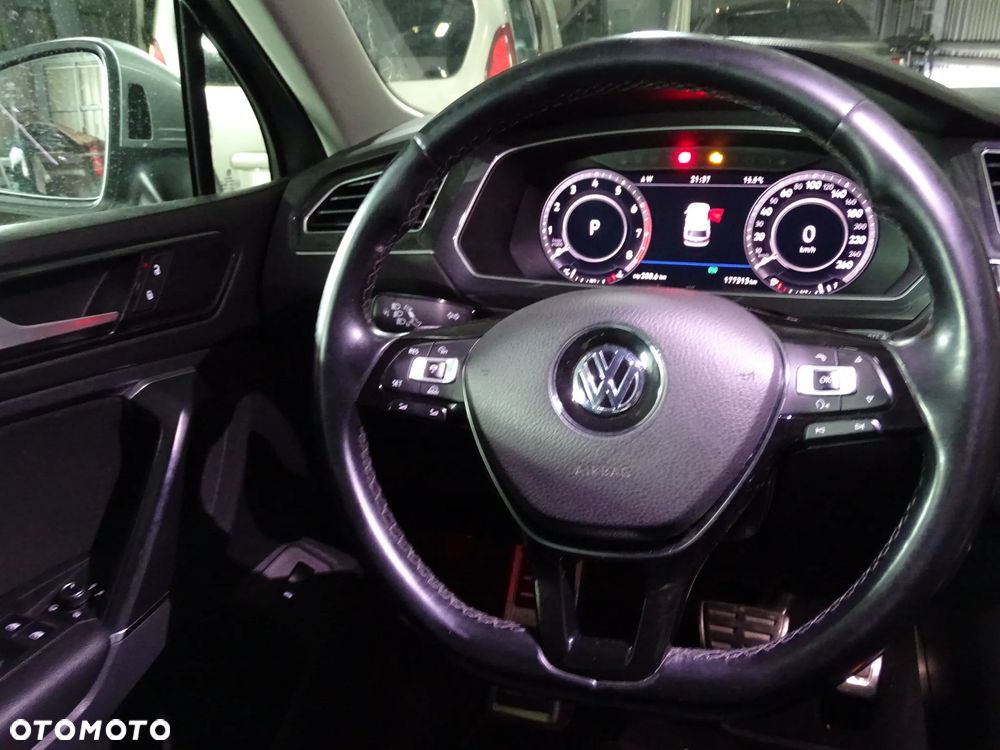 Volkswagen Tiguan - 29