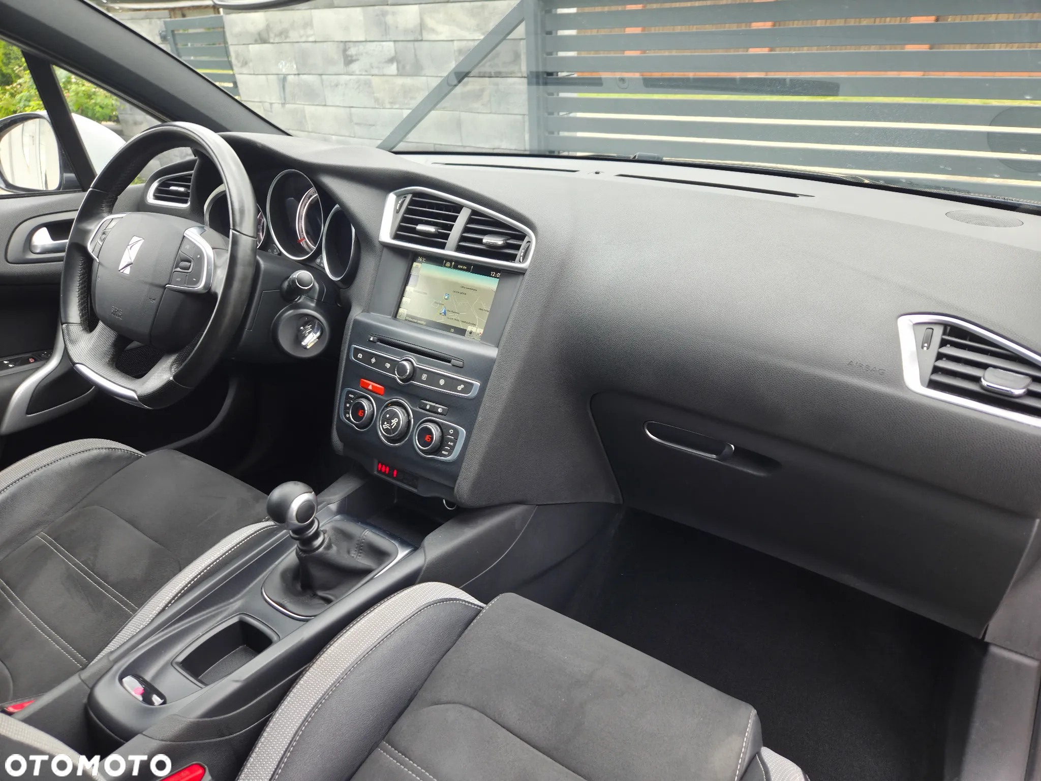 DS Automobiles DS 4 - 17