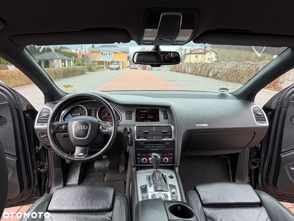 Audi Q7 - 25