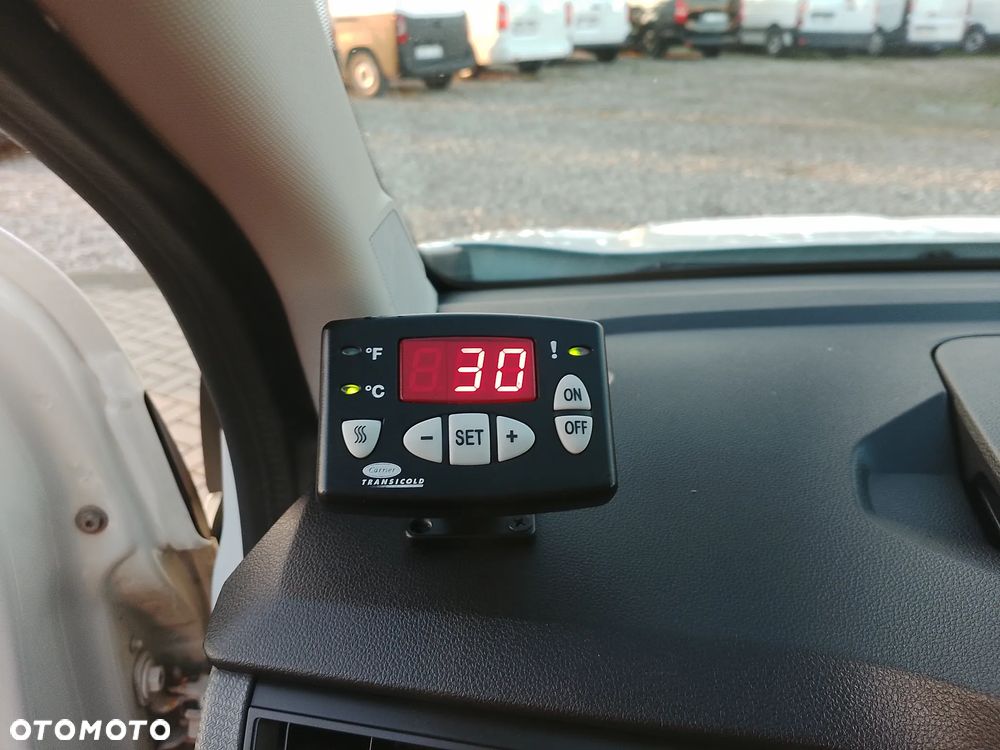 Renault Express Van Dokker L2 Maxi Nowa Izoterma Chłodnia Mroźnia minus 20 stopni Carrier 220V Salon PL - 25