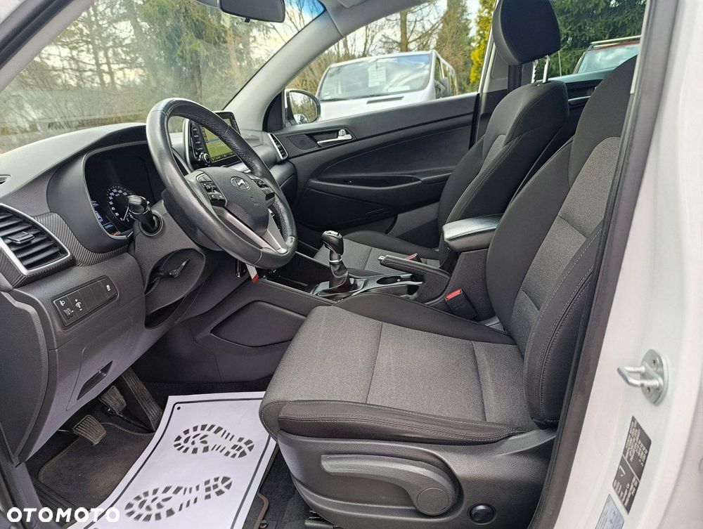 Hyundai Tucson - 24