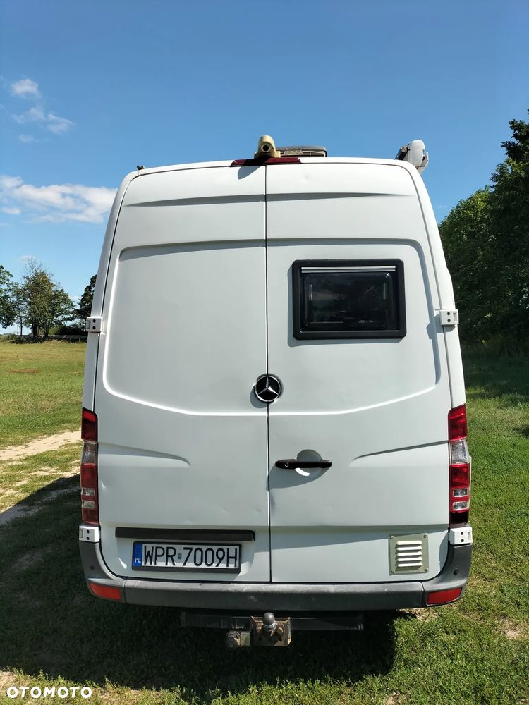 Mercedes-Benz Sprinter - 22