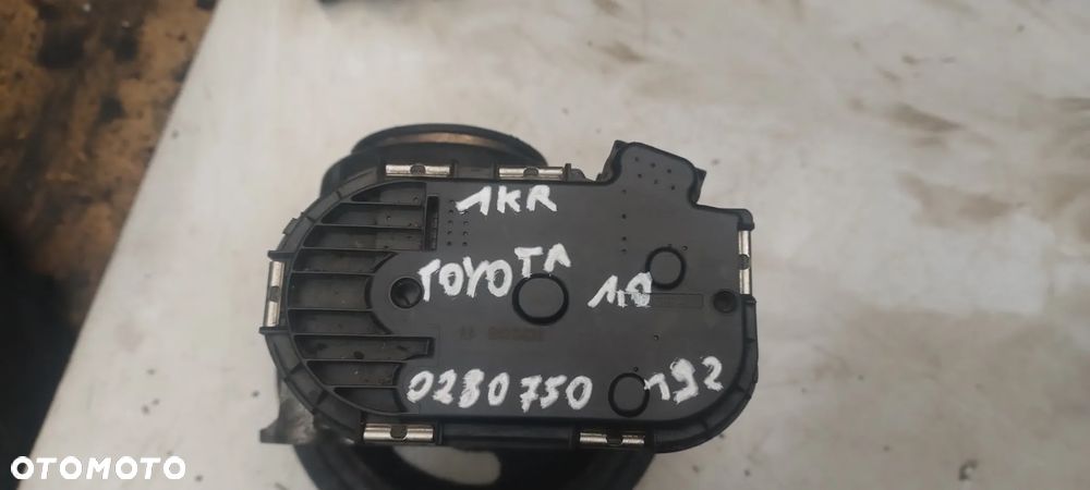 Toyota Yaris 1,0  aygo 1KR przepustnica 0280750192 - 1