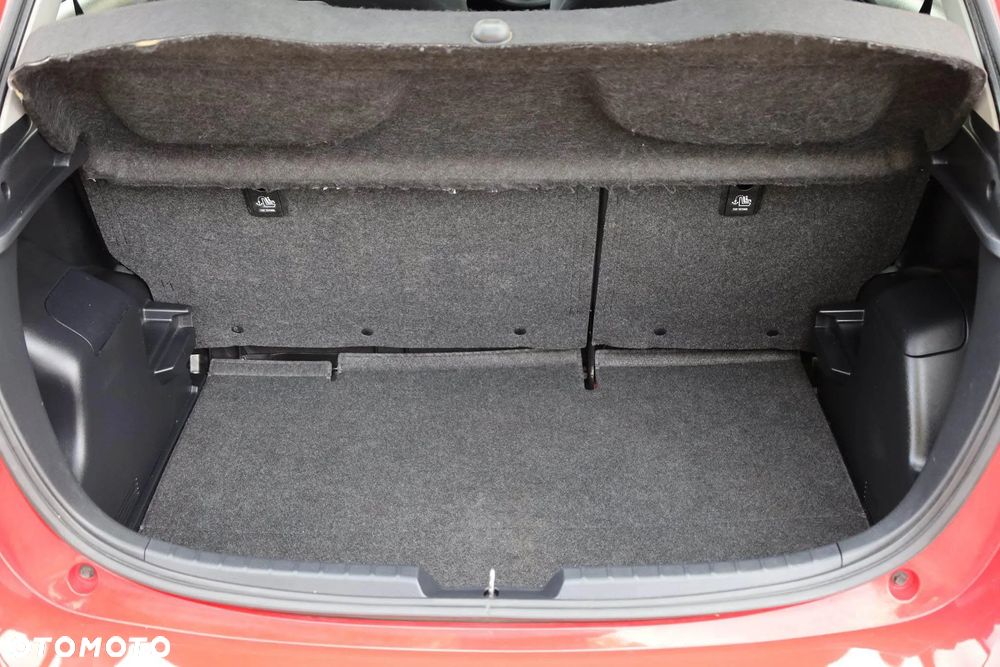 Toyota Yaris 1.5 Premium - 32