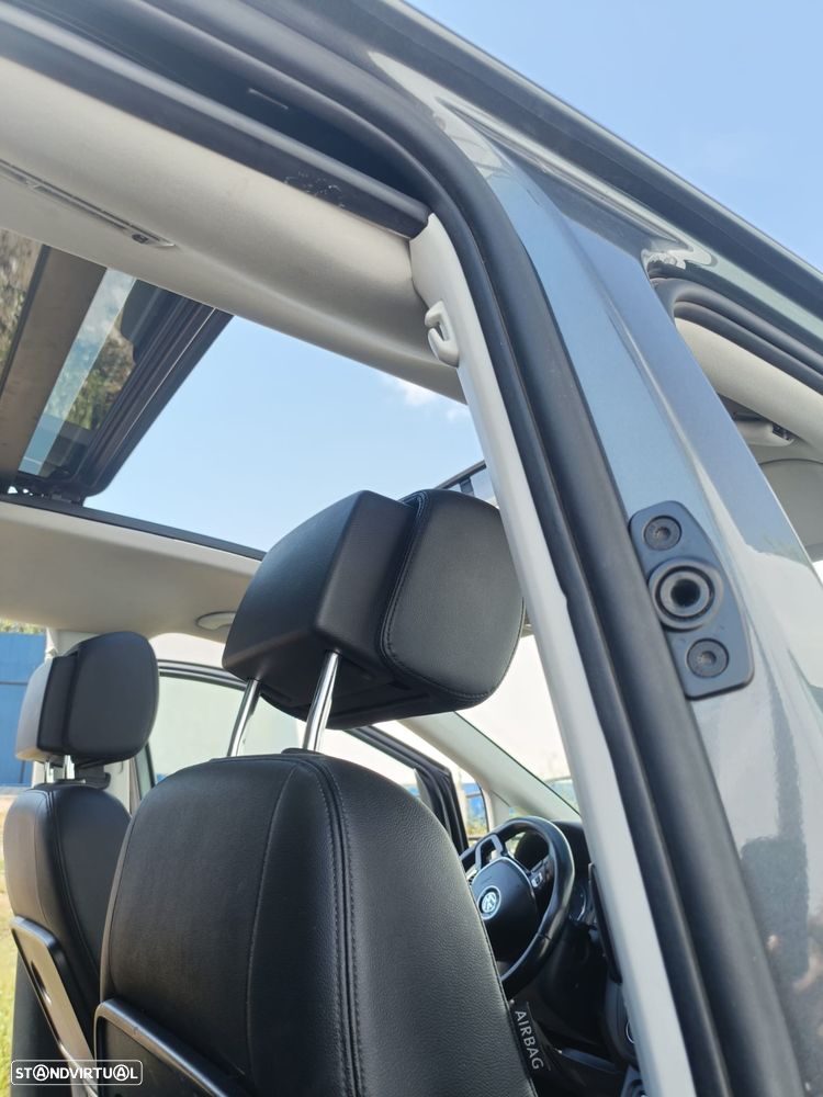 VW Sharan 2.0 TDI 4MOTION Highline - 8