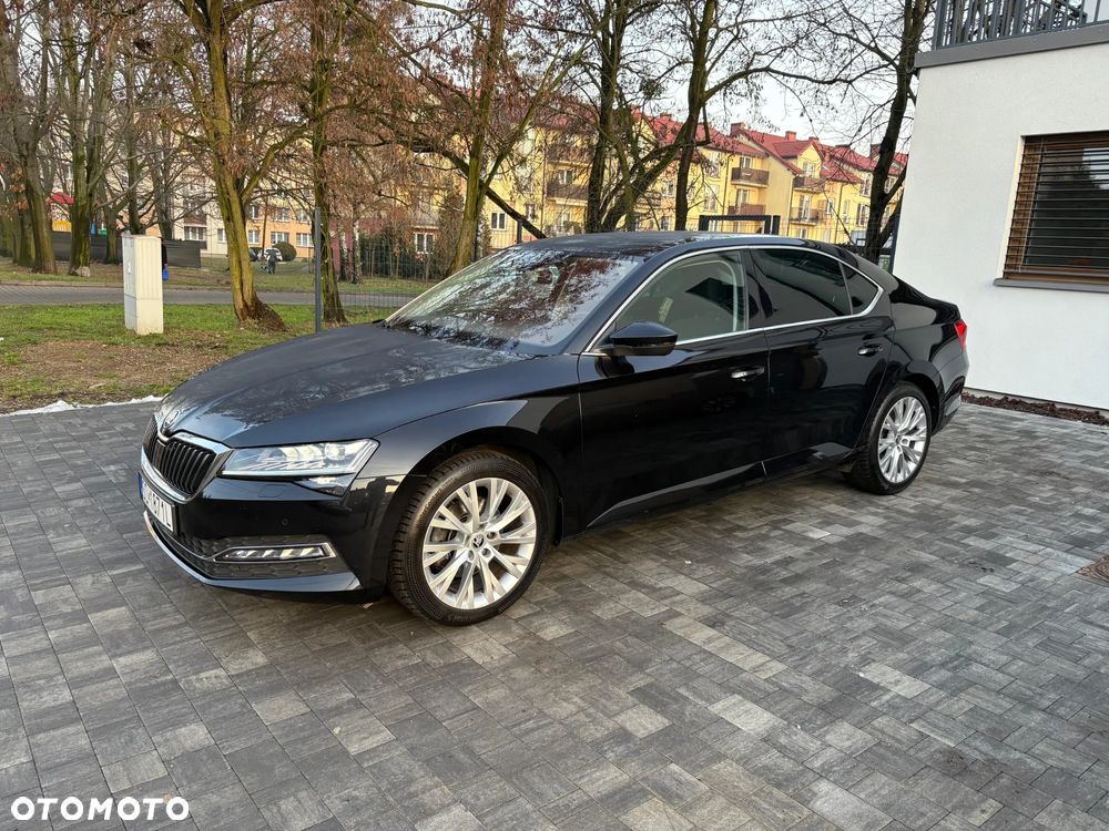 Skoda Superb 2.0 TDI SCR Ambition DSG - 1