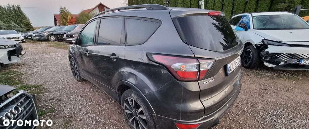 Ford Kuga - 5