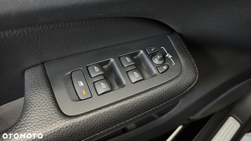 Volvo V60 B3 B Inscription - 30