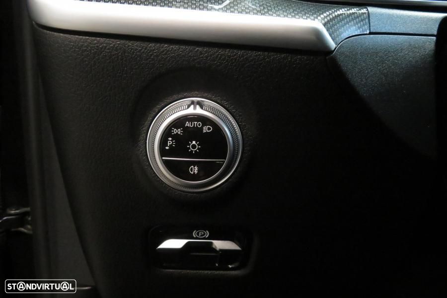 Mercedes-Benz C 300 d AMG Line - 16