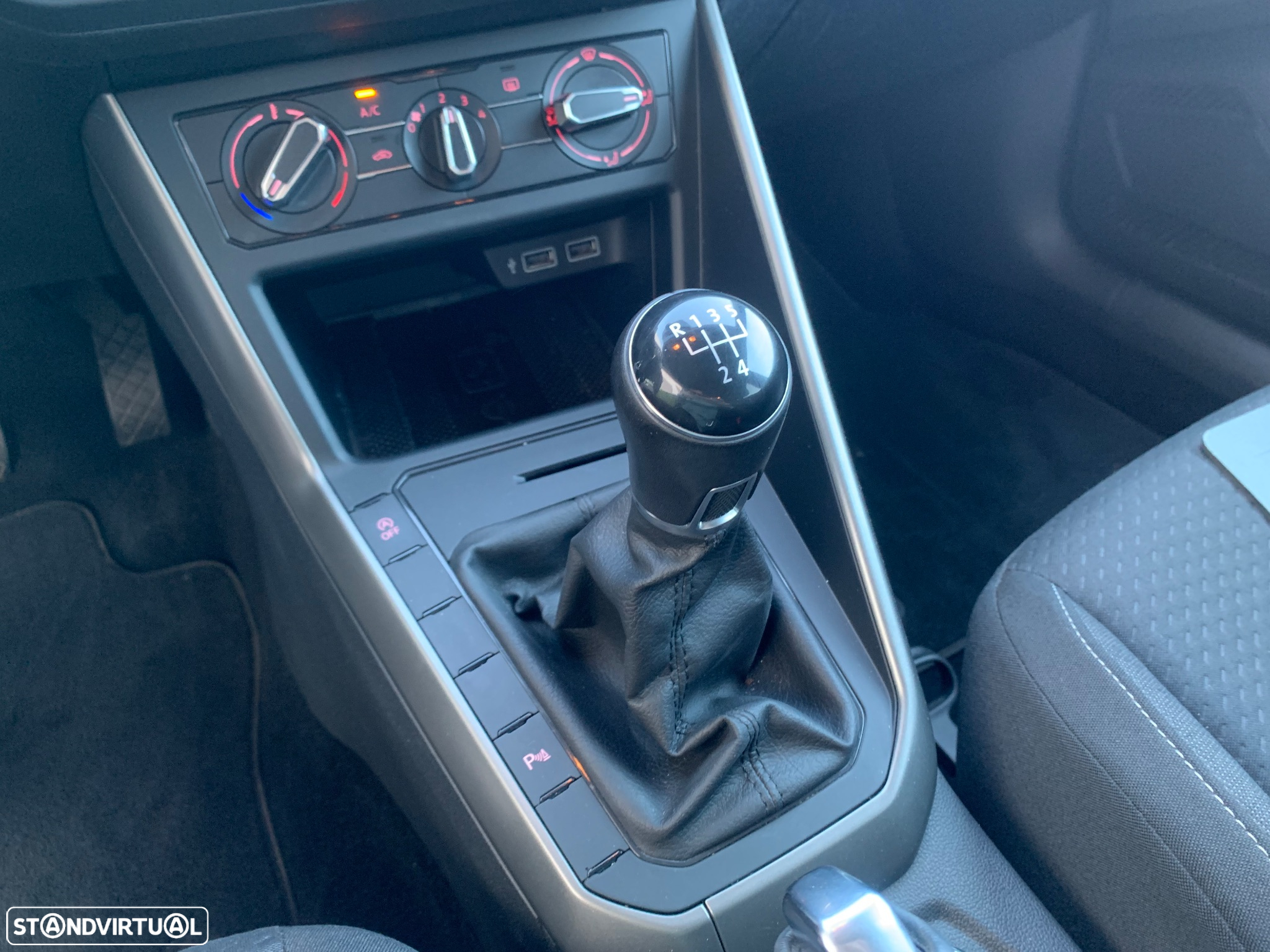 VW Polo 1.6 TDI Trendline - 13