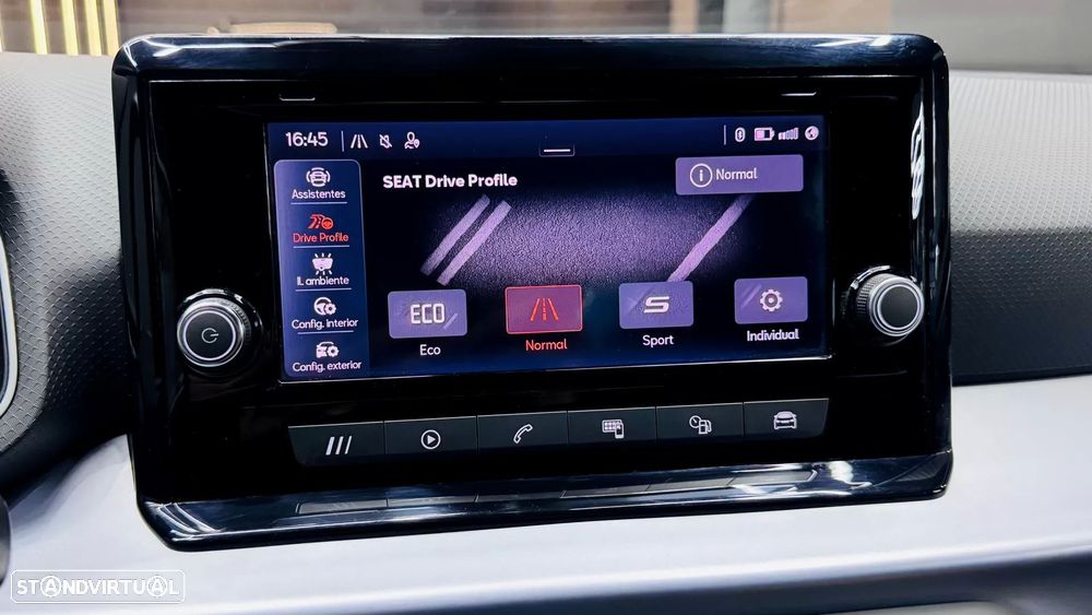 SEAT Arona 1.0 TSI FR - 36