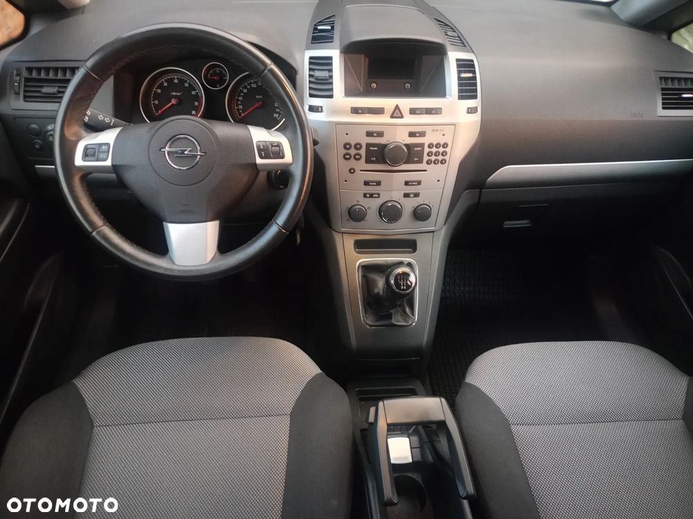 Opel Zafira 1.8 Enjoy - 9