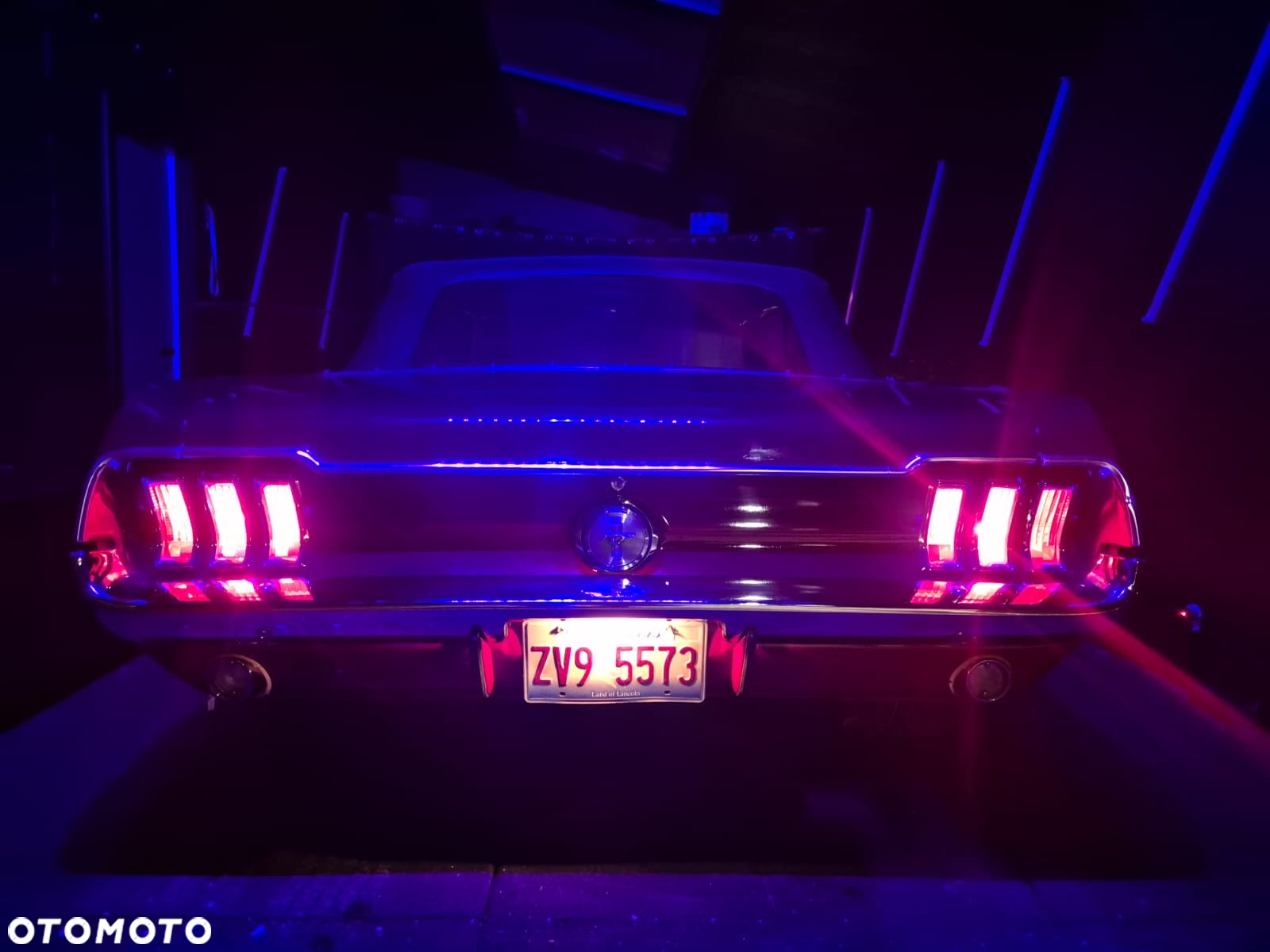Ford Mustang - 18
